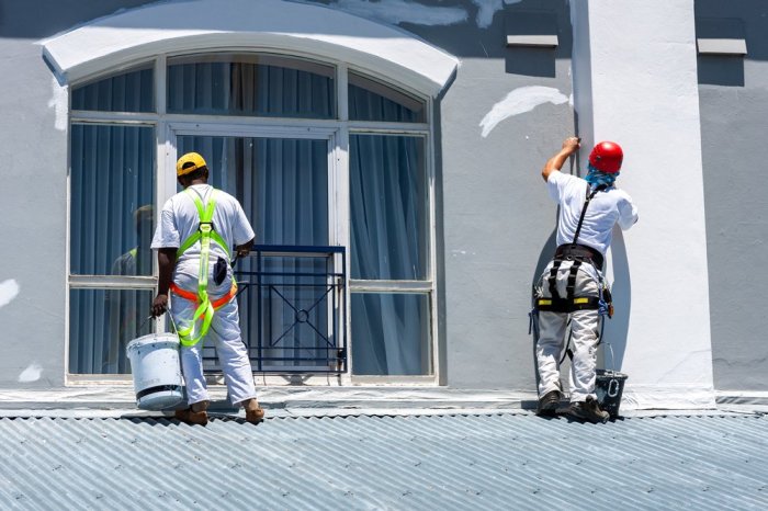 How To Choose A Team Of Commercial Painting Contractors - MR Painting